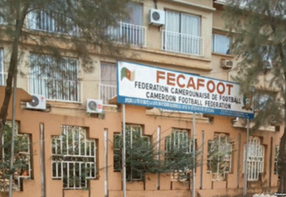 La nouvelle équipe de la Fecafoot confrontée à une grosse dette La nouvelle équipe de la Fecafoot confrontée à une grosse dette
